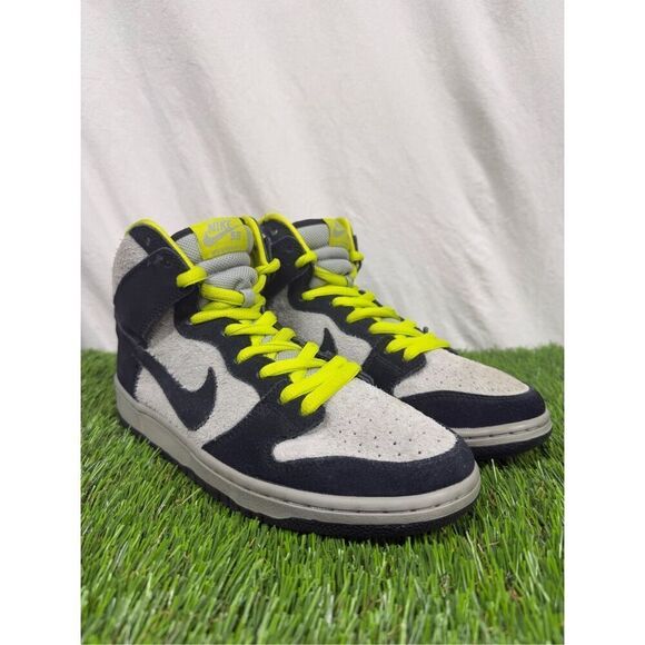 Size 9 - Nike SB Dunk‎ High-Top Men's Gray/Black Yellow 305050-017 - Picture 1 of 9